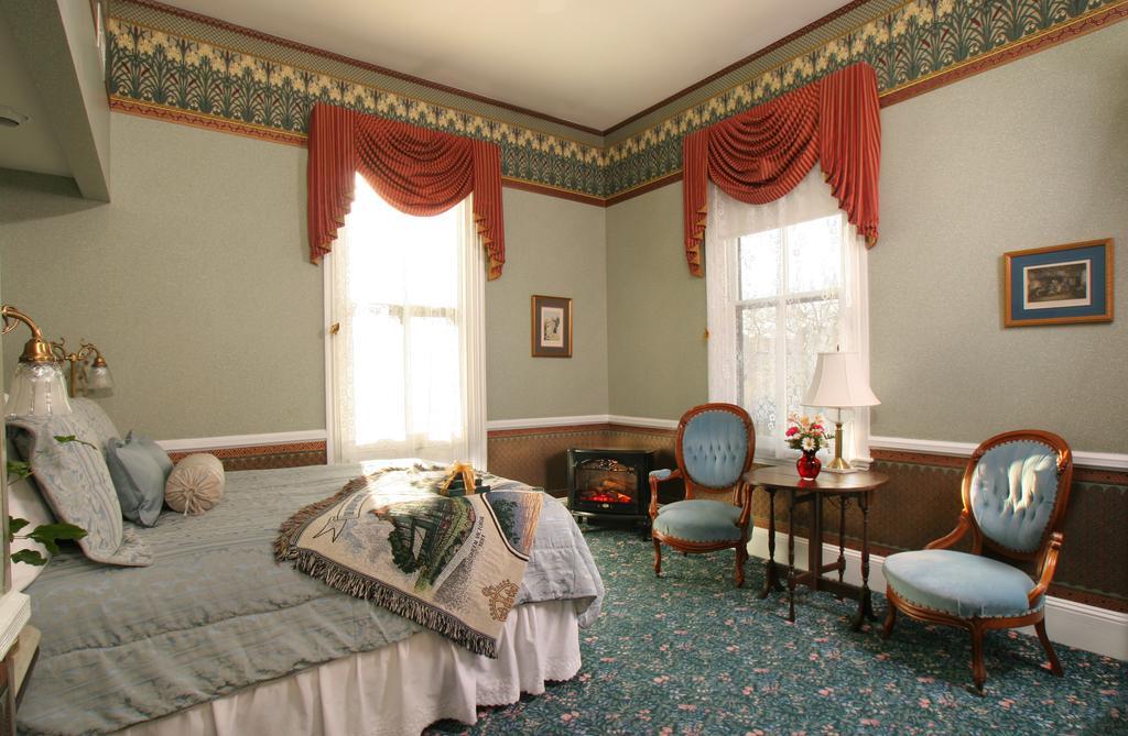 The Queen Victoria Cape May Exterior foto