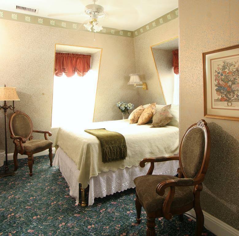 The Queen Victoria Cape May Exterior foto